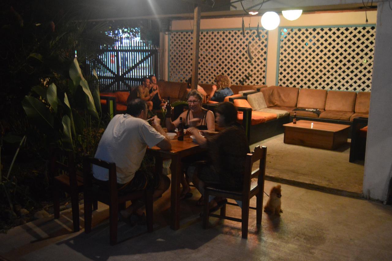 Hotel Puerto Viejo Puerto Viejo de Talamanca Екстериор снимка
