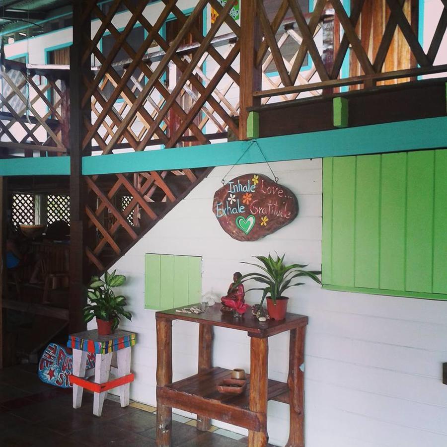Hotel Puerto Viejo Puerto Viejo de Talamanca Екстериор снимка